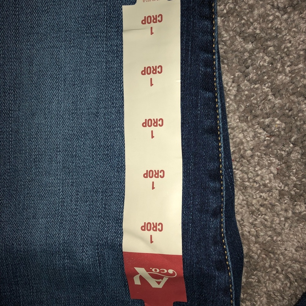 Capris - Picture 2 of 5